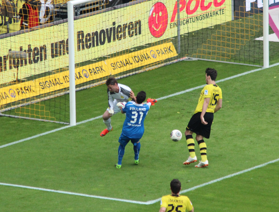 Kevin Volland kommt einen Schritt zu spät