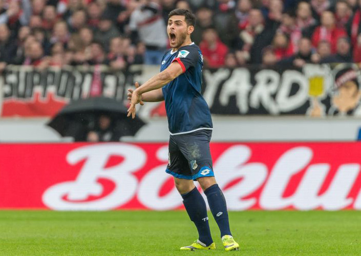 Für Kevin Volland war das Foul von HSV-Keeper Adler 
