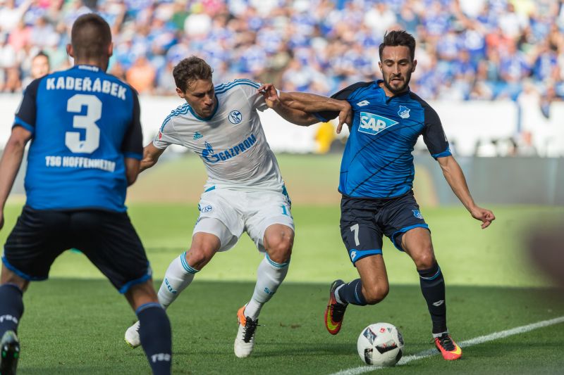 Lukas Rupp treibt den Ball nach vorn