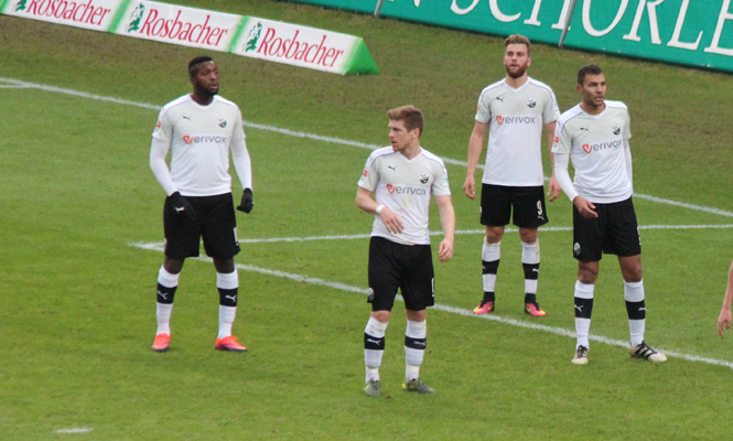 Enttäuschung in Sandhausen, nach der vierten Pflichtspielniederlage in Folge