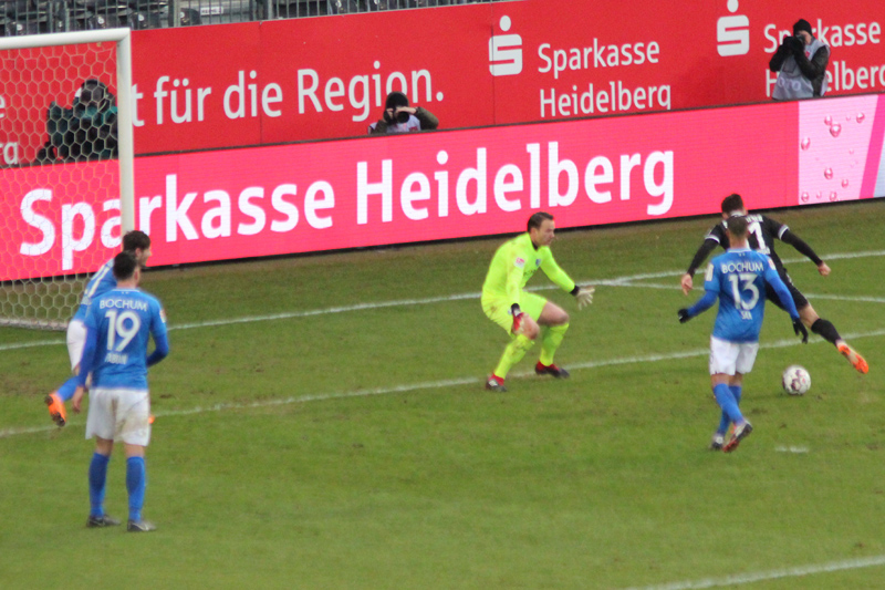 ... der zum 3:0-Endstand trifft