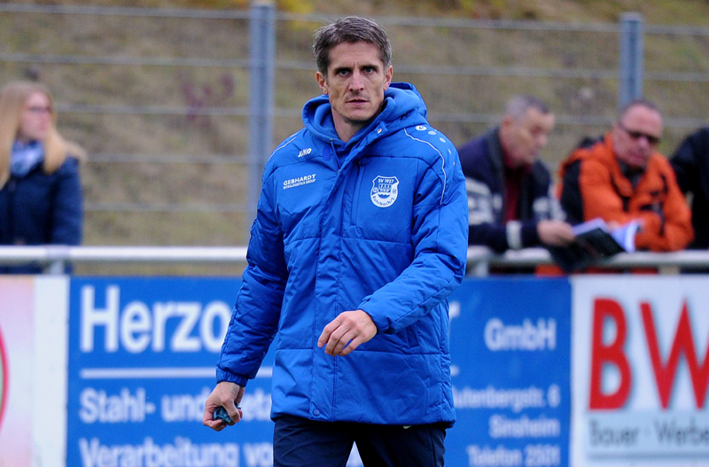 Rohrbachs Trainer Joachim Heger