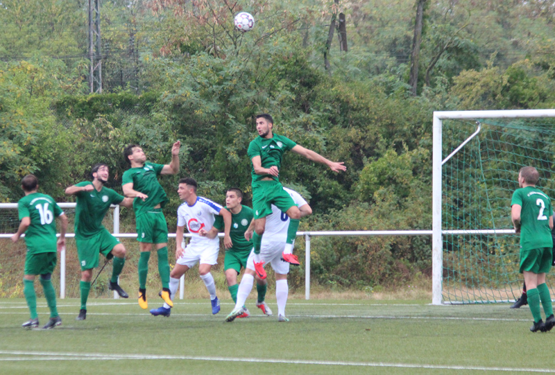 Kopfballduell