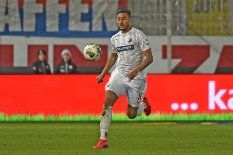 Der eingewechselte Bouhaddouz vergab kurz vor dem Ende das vorentscheidende 2:0 für den SVS