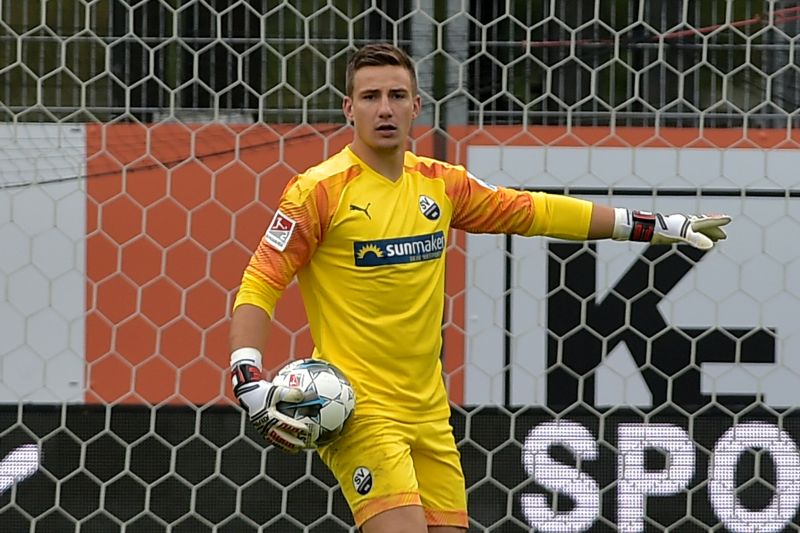 Torhüter Martin Fraisl