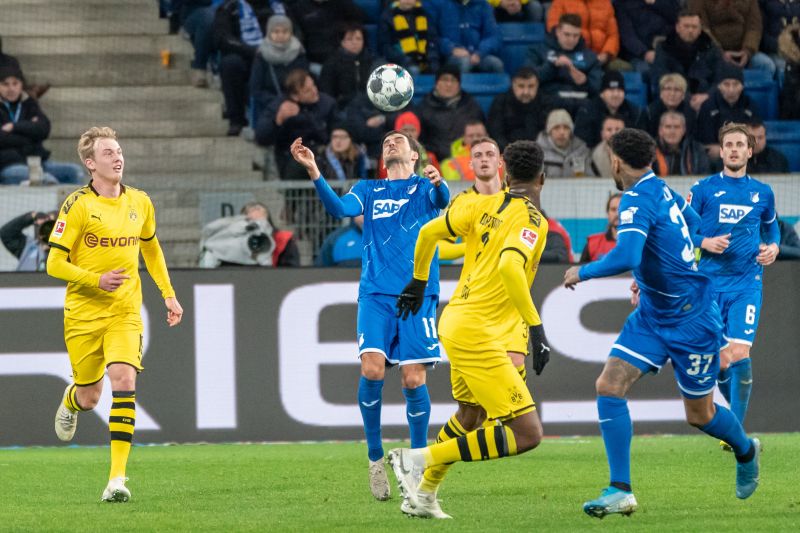 Hoffenheims Florian Grillitsch lässt den Ball und auch die direkte Quali für die Europa League nicht aus den Augen