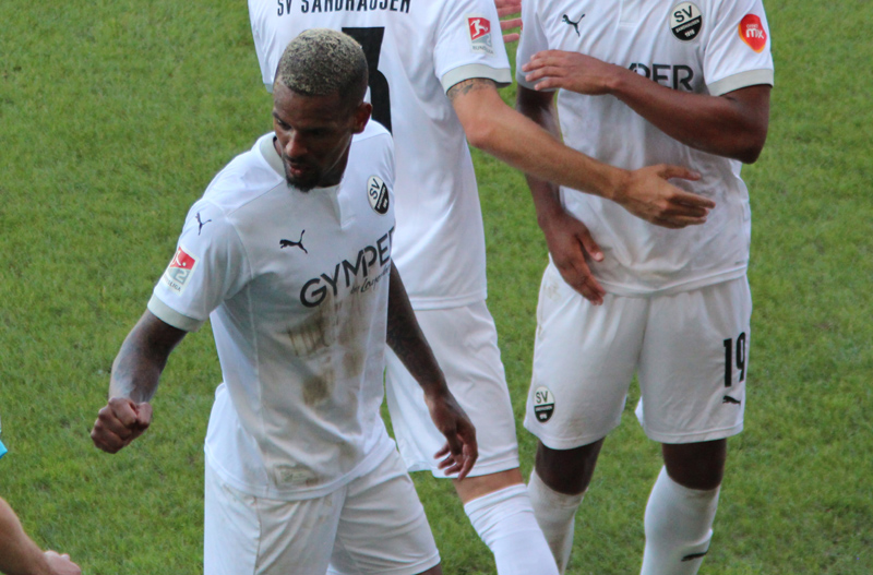 Keita-Ruel brachte den SV Sandhausen in Regensburg bereits nach sechs Minuten 1:0 in Führung