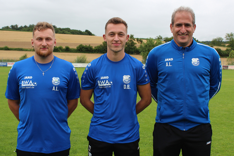 Von links: Co-Trainer Anthony Lombardo, Trainer Dennis Bauer und Torwarttrainer Thorsten Pflaugner