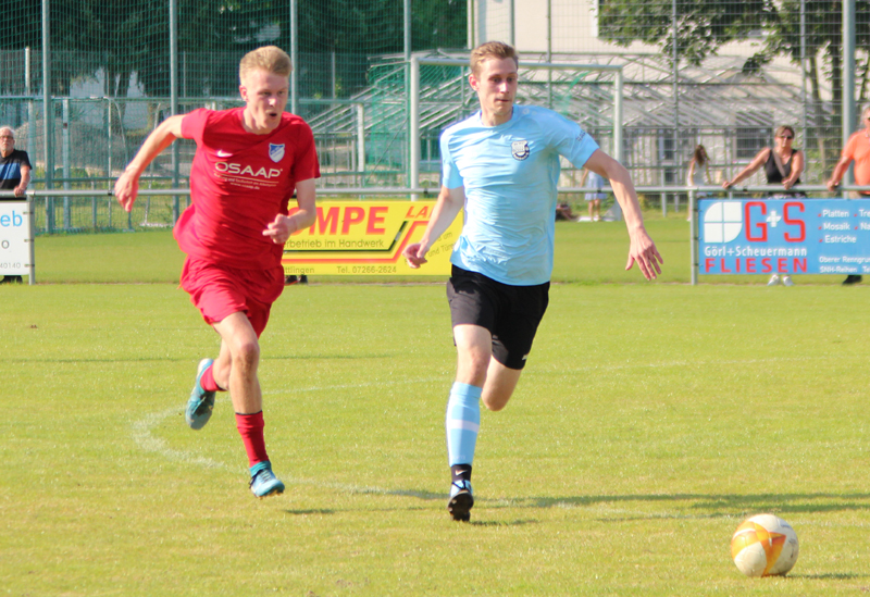 Hartwich (re.) im Spiel nach vorn