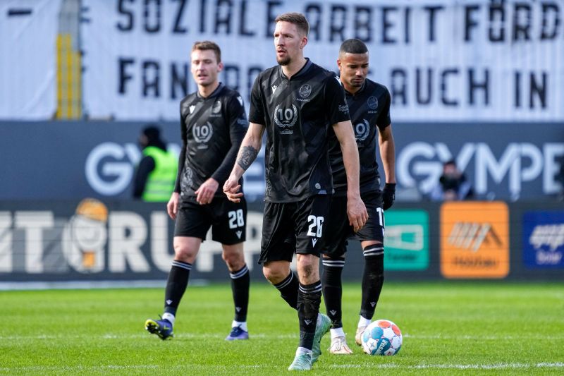 Die Sandhäuser Tom Trybull, Janik Bachmann und Erik Zenga (von links) zählen zu den Stützen im Team der Kurpfälzer
