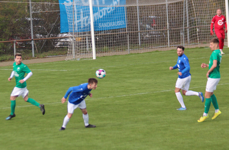Wittmer klärt per Kopfball
