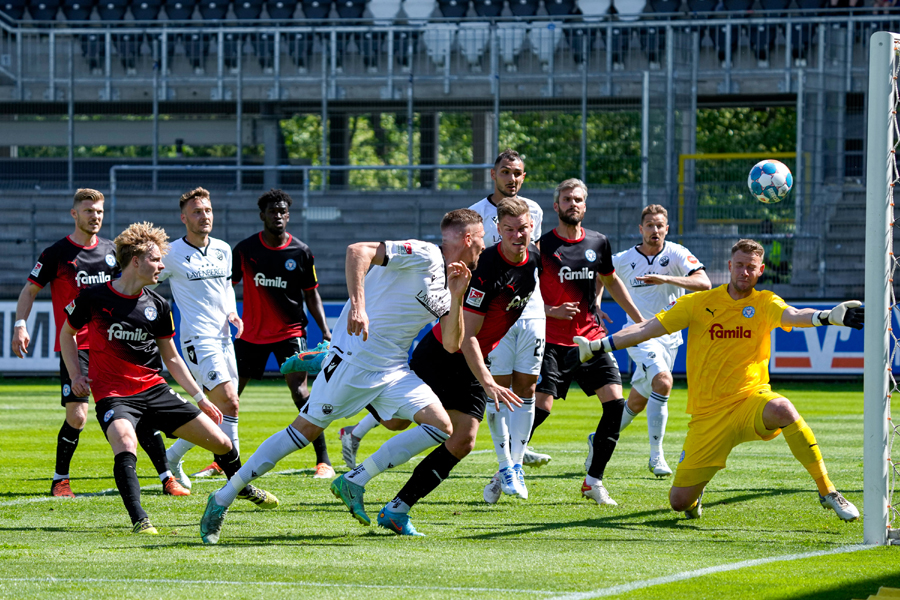 Bachmann köpft die 2:0-Führung für den SV Sandhausen