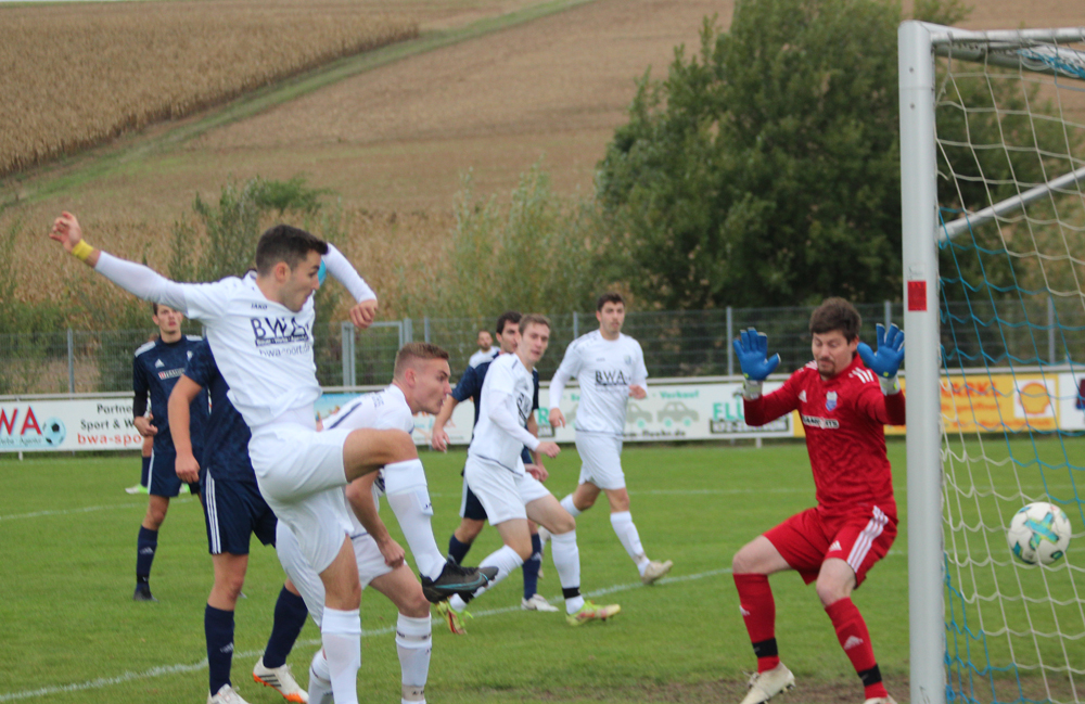 Authenrieth bringt den SV Rohrbach 1:0 in Führung