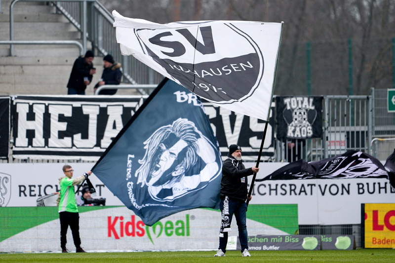 SV Sandhausen spielt gegen eine Auswahlmannschaft des Fußballkreises Heidelberg